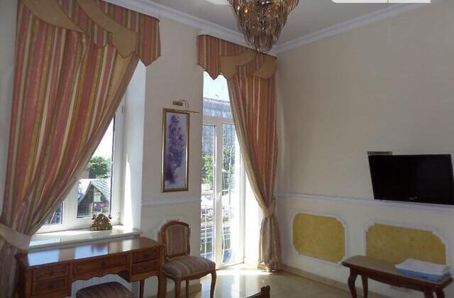 Beautiful Apartment In The Center Of Vinița Exterior foto